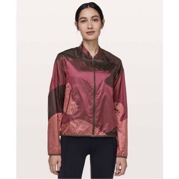 Lululemon Womens Red Black Cherry Merlot Patch Game Jacket Windbreaker Size 4 - Picture 2 of 14
